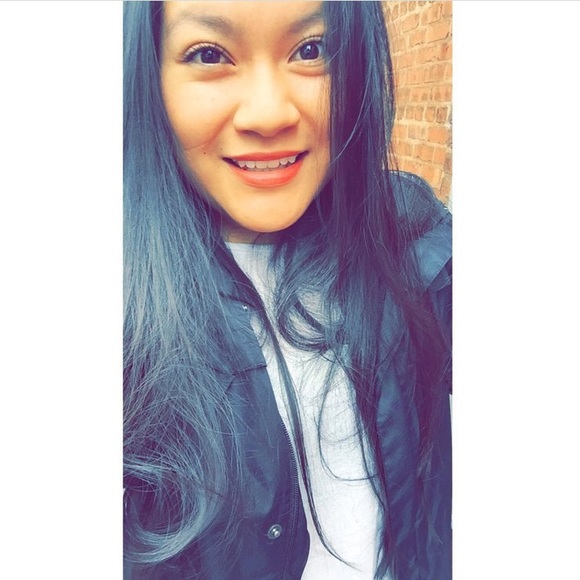 Meet your Posher, Itzel - Picture 1 of 1